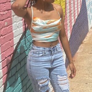 Small print tie up crop top
